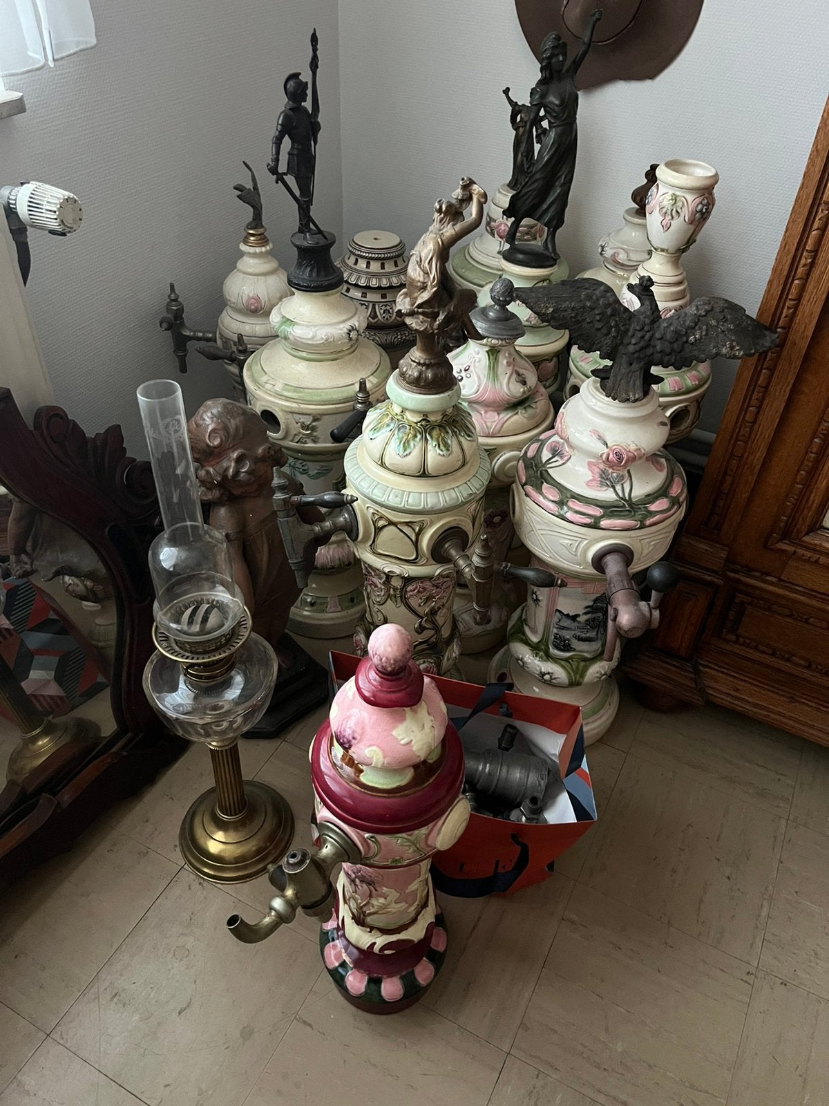 Pompes à bière anciennes 7 pièces, Antiquités & Art, Antiquités | Porcelaine, Enlèvement