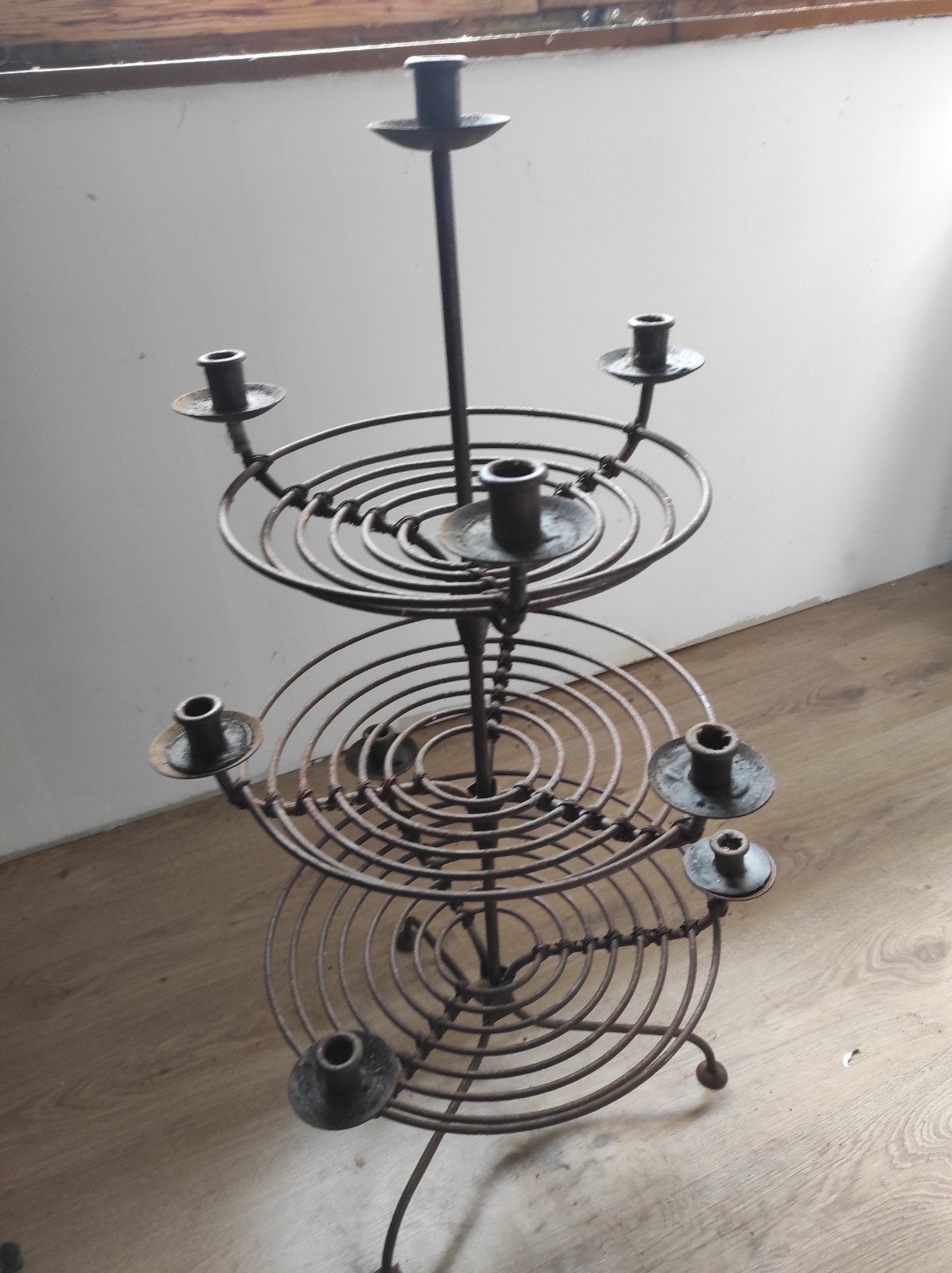 Ijzeren kandelaar voor 10 kaarsen. 85 cm hoog, Ophalen, Kandelaar
