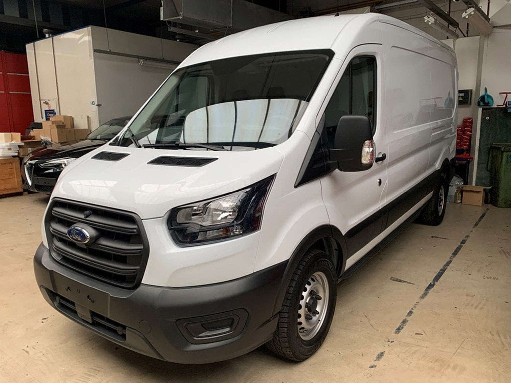 Ford Transit (bj 2020), Auto's, Bestelwagens en Lichte vracht, Stof, Wit, 96 kW, ABS