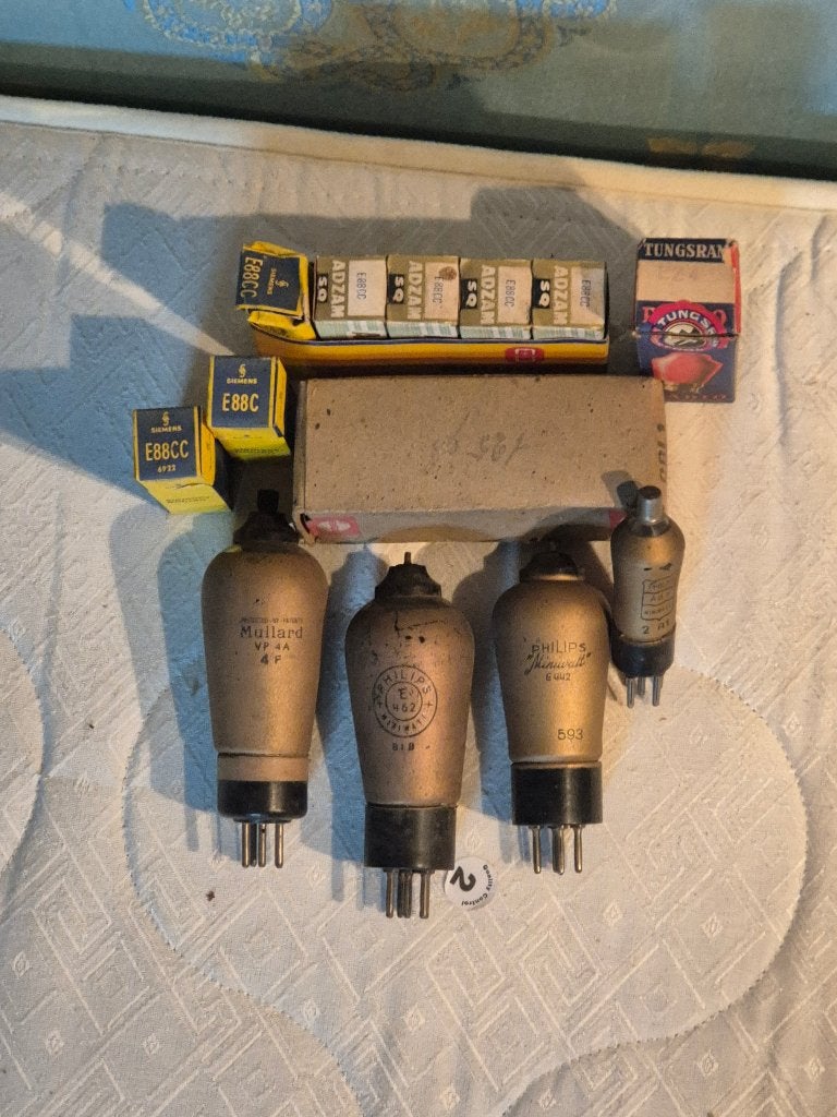Verzameling vintage buizen/tubes: Siemens E88CC, Adzam SQ.., Antiquités & Art, Enlèvement