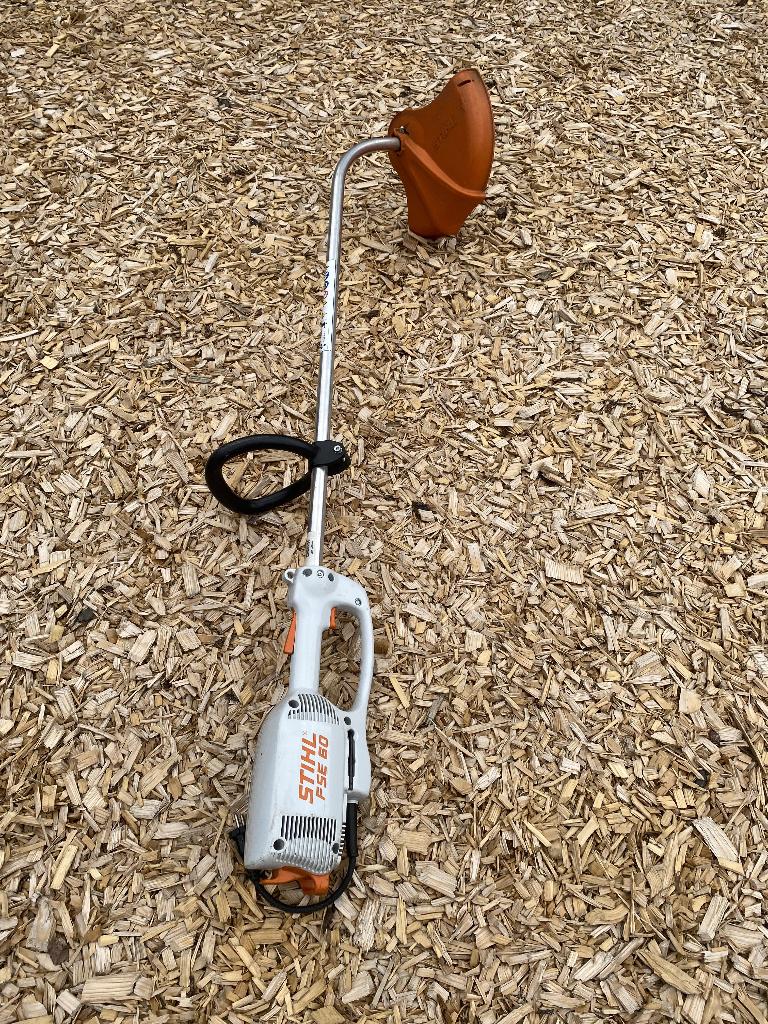 kantenmaaier grastrimmer  STIHL FSE 60, Tuin en Terras, Grastrimmers, Ophalen, Stilh, Gebruikt, 10 tot 30 cm
