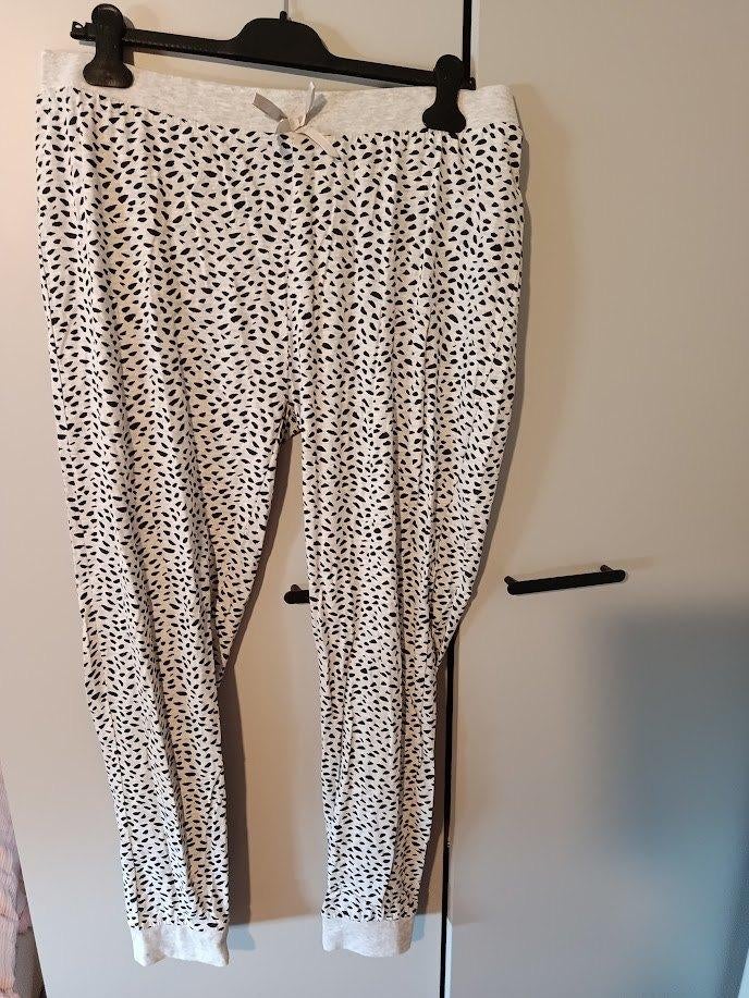 joggingbroek 9 th avenue xl  2 stuks (doos mei 2026), Kleding | Dames, Sportkleding, Ophalen of Verzenden, Nieuw, Maat 46/48 (XL) of groter