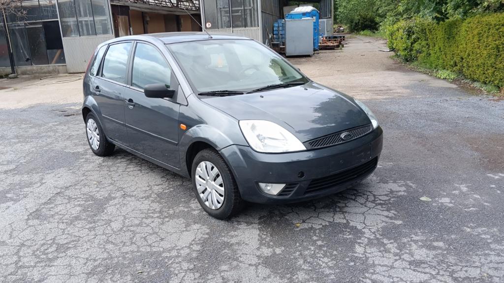 te koop Ford fiesta 1.4 benzine 140.km, Auto's, Ford, Particulier, Fiësta, Airbags, Boordcomputer, Centrale vergrendeling, Elektrische ramen