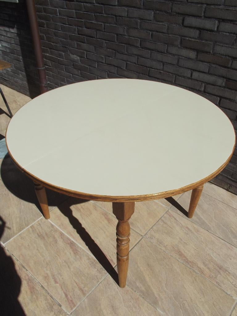 Rustieke ronde tafel, Antiek en Kunst, Antiek | Meubels | Tafels, Ophalen