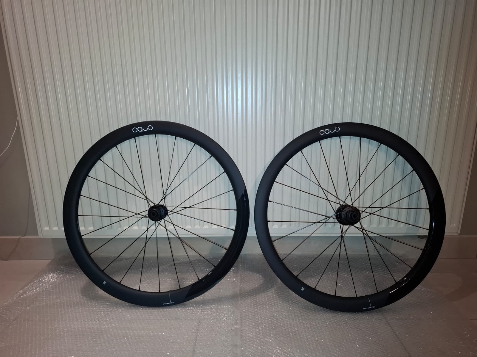 Roues d'équipe Oquo RP45, Vélos & Vélomoteurs, Neuf, Enlèvement, Carbone, Racefiets