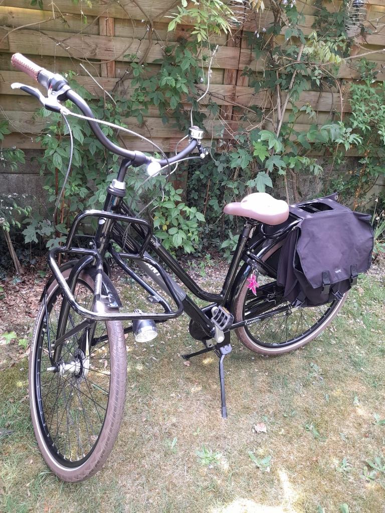 Vélo Giant Triplex S noir métallisé pour femme, Enlèvement, Neuf, Giant