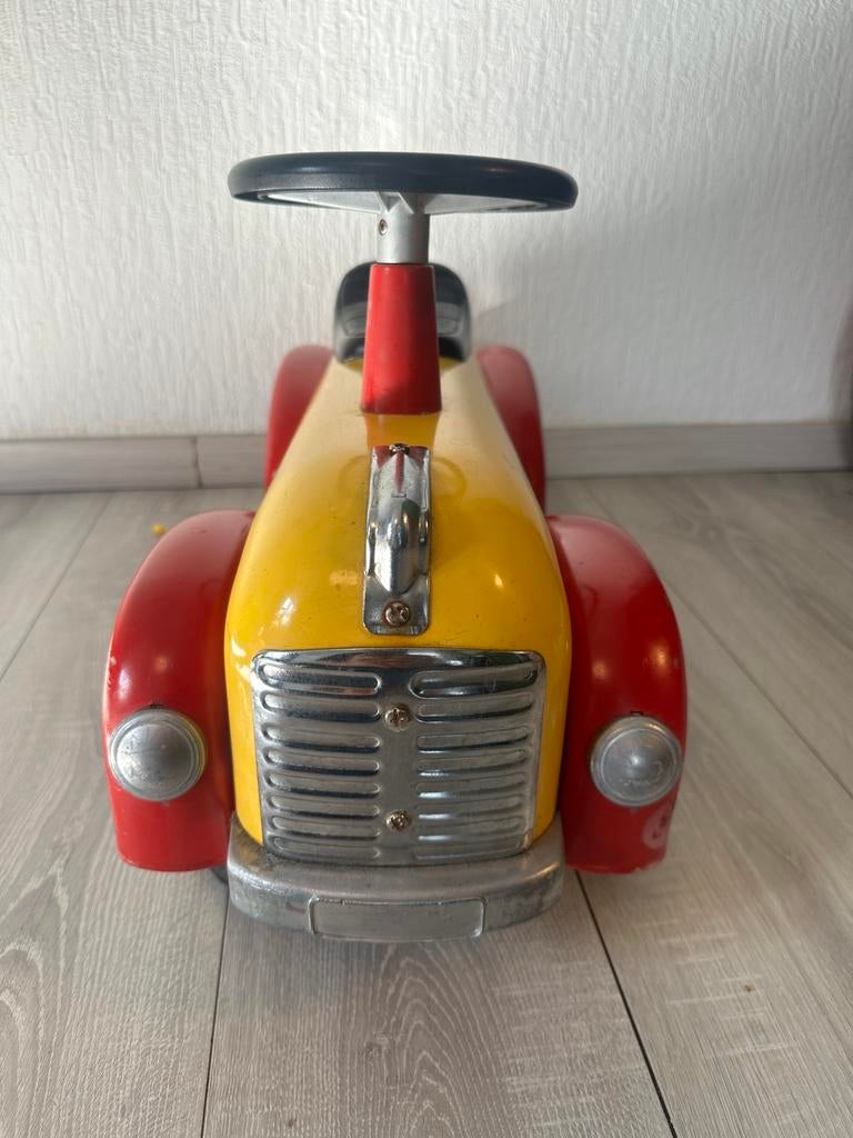 Retro loopauto / metalen trapauto, Kinderen en Baby's, Speelgoed | Buiten | Voertuigen en Loopfietsen, Ophalen, Zo goed als nieuw