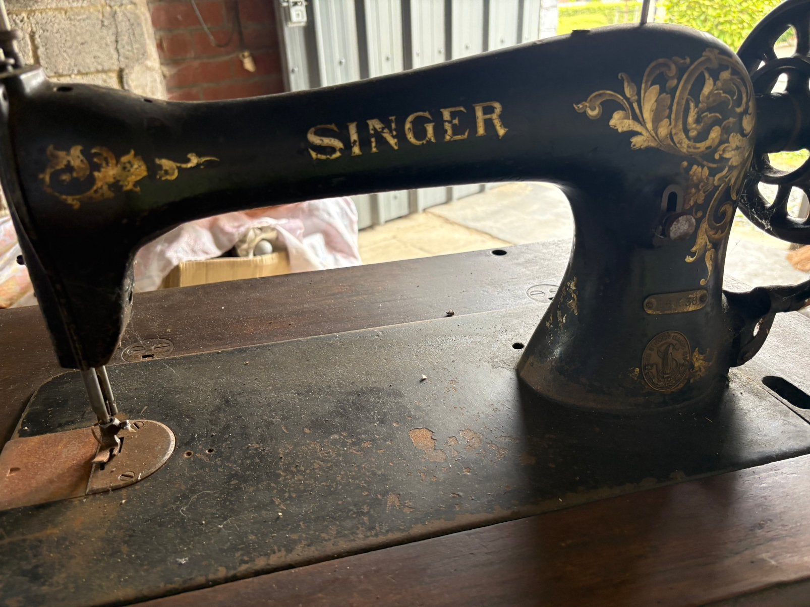 Machine à coudre Singer ancienne construite en 1904, Antiquités & Art, Antiquités | Machines à coudre, Enlèvement