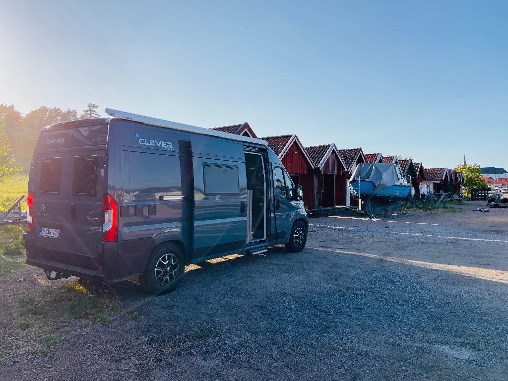 Clever Spirit 600 | '25 | 30K km | Lit longitudinal 2x90x200, Siège standard, Pössl, 5 à 6 mètres, Diesel