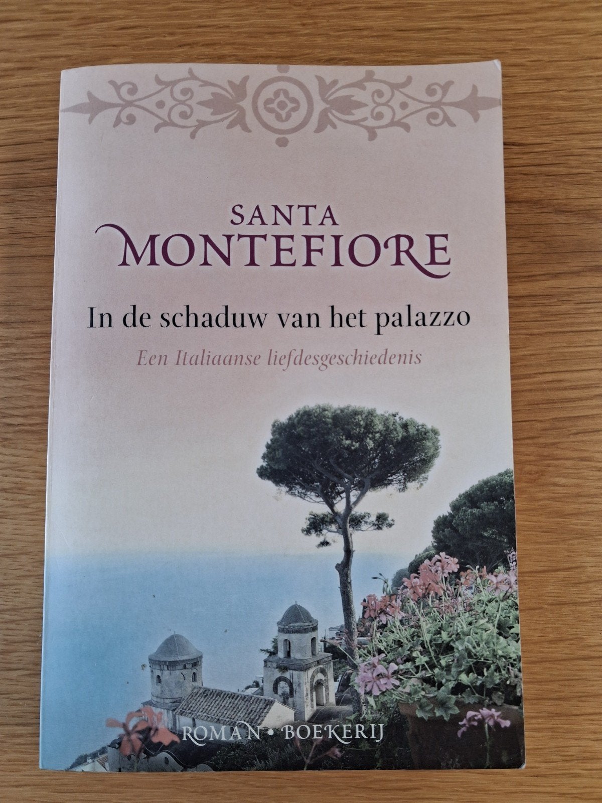 Santa Montefiore - In de schaduw van het palazzo, Enlèvement ou Envoi, Santa Montefiore