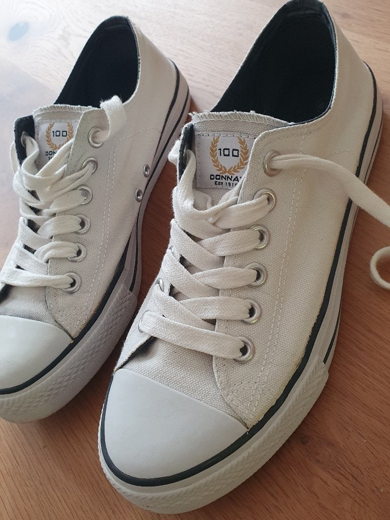Baskets Donnay taille 41 comme neuves. Disponibles, Sneakers et Baskets, Comme neuf, Enlèvement, Blanc