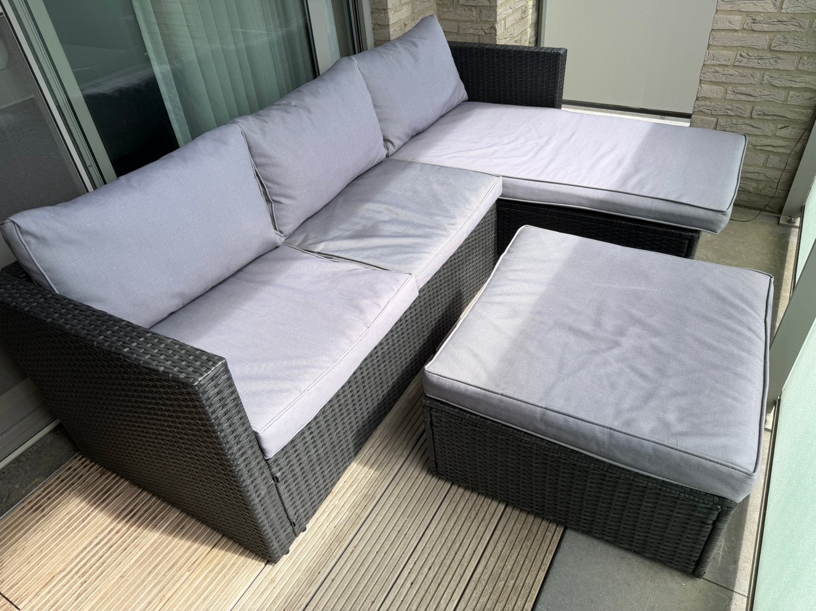 Luxe wicker loungeset + gratis beschermhoes – Nieuwstaat2025, Ophalen, Bijzettafel, Zo goed als nieuw, Loungeset