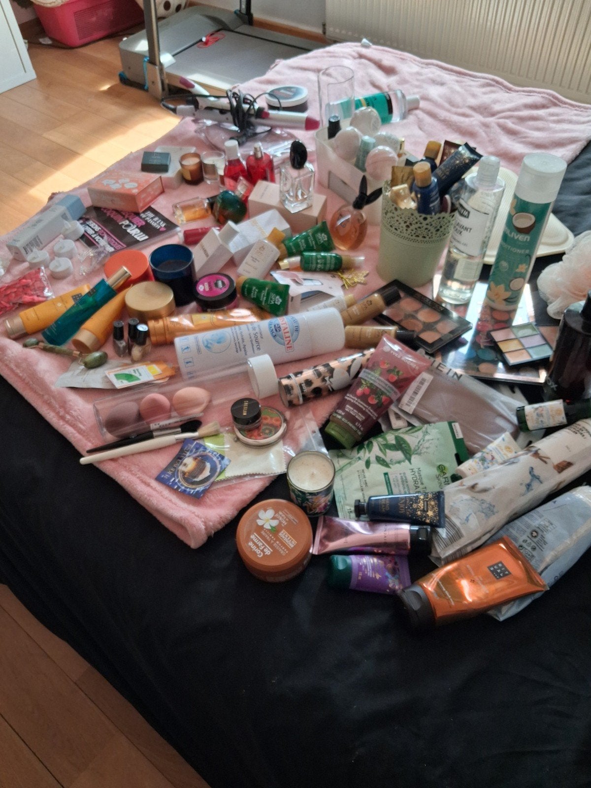 produit et maquillage, Enlèvement