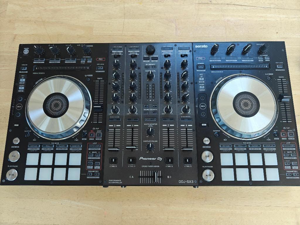 Pioneer DDJ-SX3 in top staat met koffer, Ophalen, Zo goed als nieuw, Dj-set, Pioneer