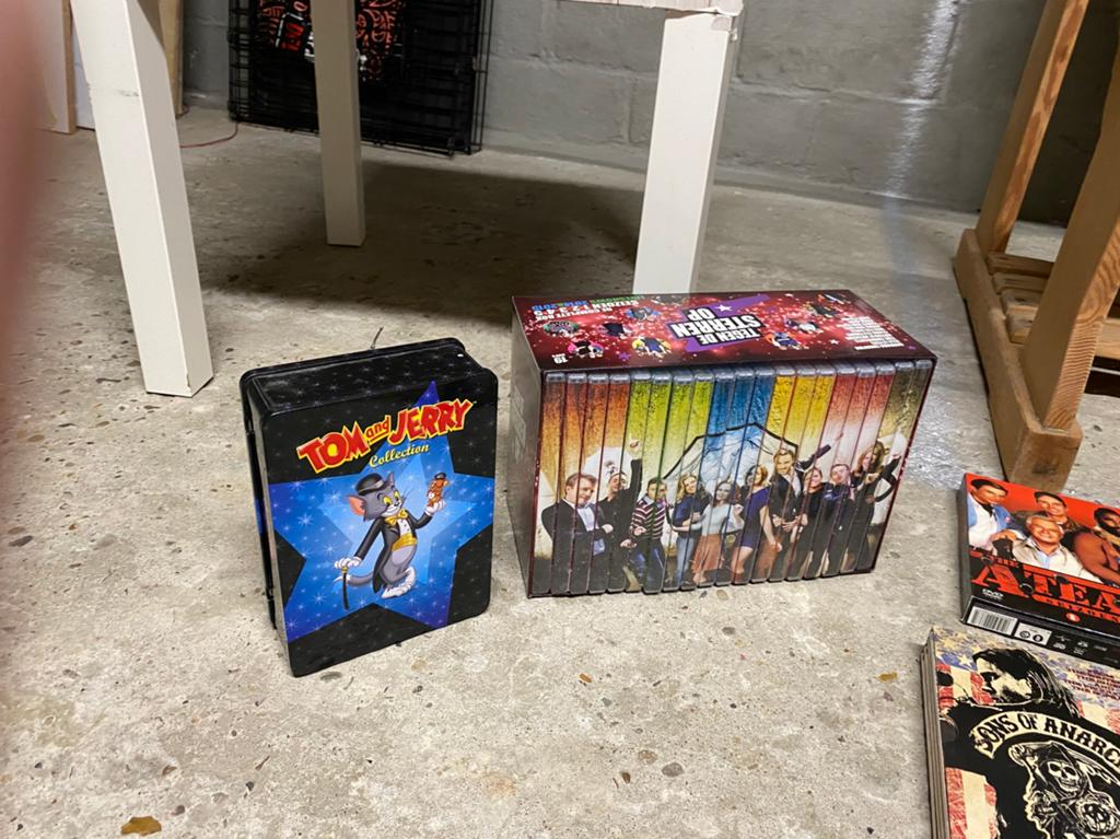 DVD’s 1 lot!, Alle leeftijden, Ophalen, Zo goed als nieuw
