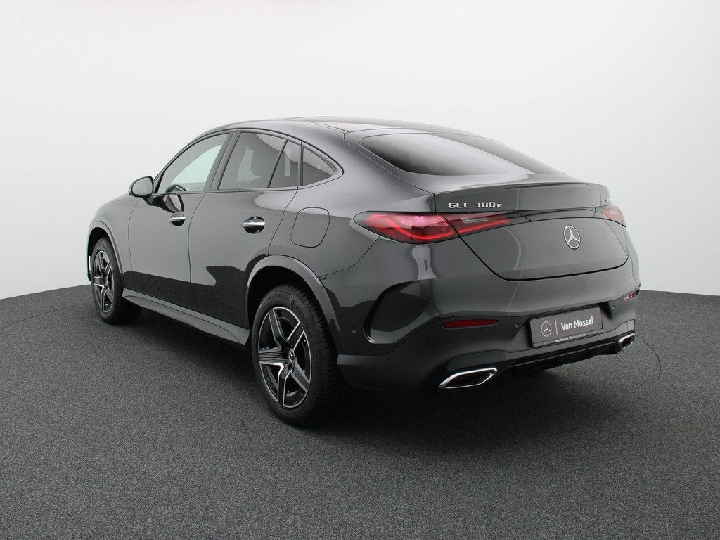 Mercedes-Benz GLC 300e AMG LINE Coupé + PANORAMISCH DAK + D, Auto's, Automaat, Stof, Gebruikt, 2000 kg