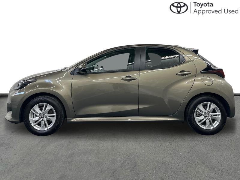 Toyota Yaris 116hp HEV Dynamic | carplay | camera, Automaat, Bruin, https://public.car-pass.be/vhr/4886a37a-d040-422d-89ff-5b30f8ec234c