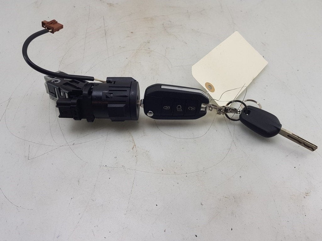 NEIMAN / COMMUTATEUR D ALLUMAGE + CLEF Peugeot 2008 (CU), Autos : Pièces & Accessoires, Autres pièces automobiles, Peugeot, Utilisé