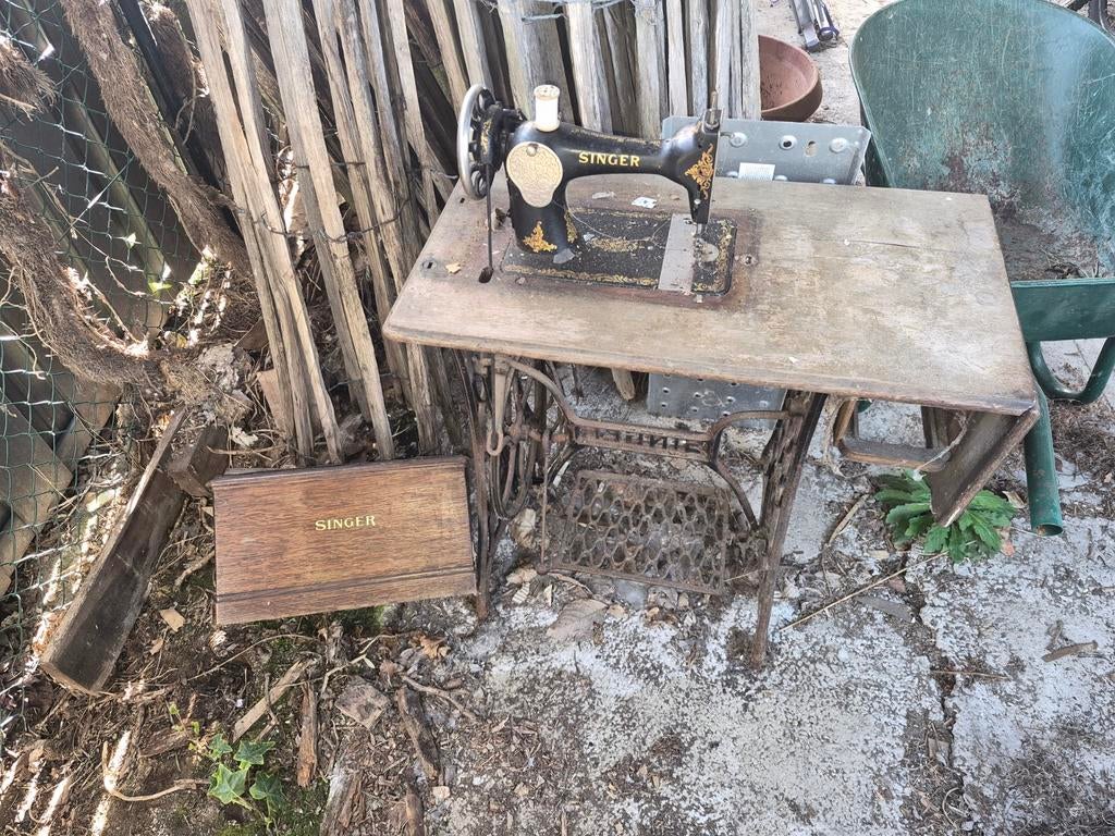 Machine à coudre SINGER, Hobby & Loisirs créatifs, Enlèvement, Machine à coudre, Singer