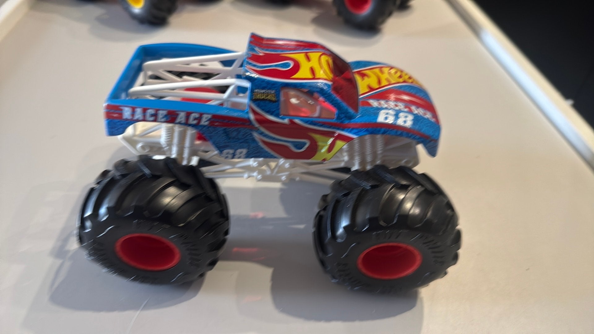 Originele Hot Wheels Monster Trucks – Zeer nette staat, Hobby & Loisirs créatifs, Modélisme | Radiocommandé & Téléguidé | Voitures