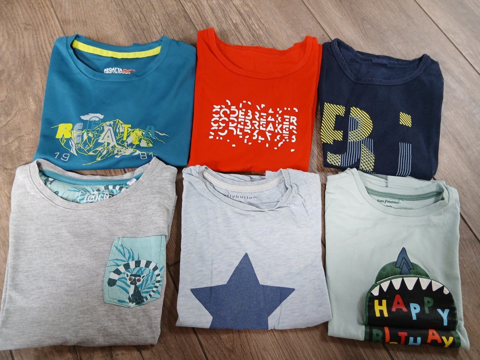 6 tshirts 122, Ophalen of Verzenden, Gebruikt, Jongen of Meisje, Shirt of Longsleeve