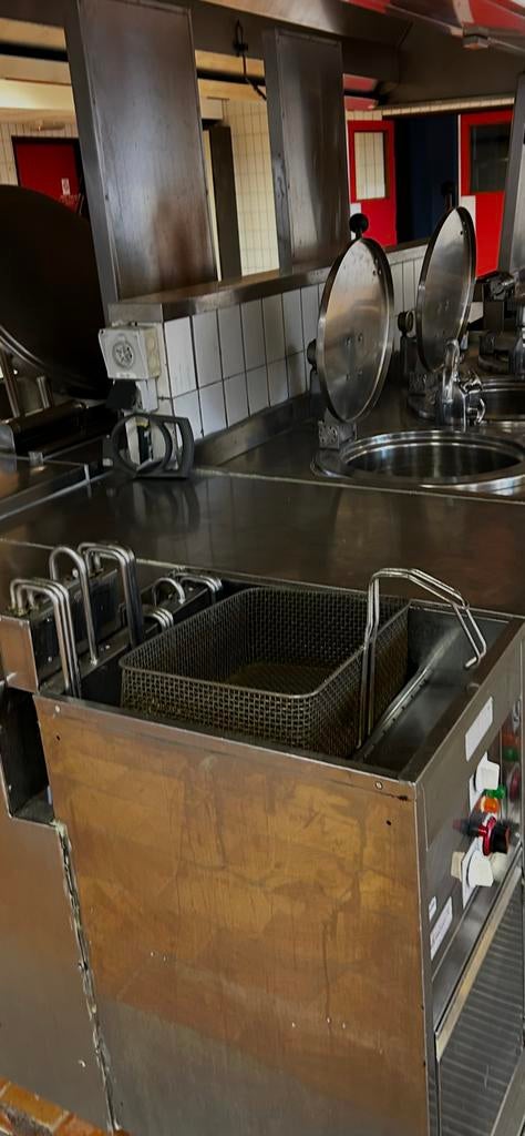 Professionele friteuse in perfecte staat px 800 rur, Tuin en Terras, Buitenkeukens, Ophalen of Verzenden
