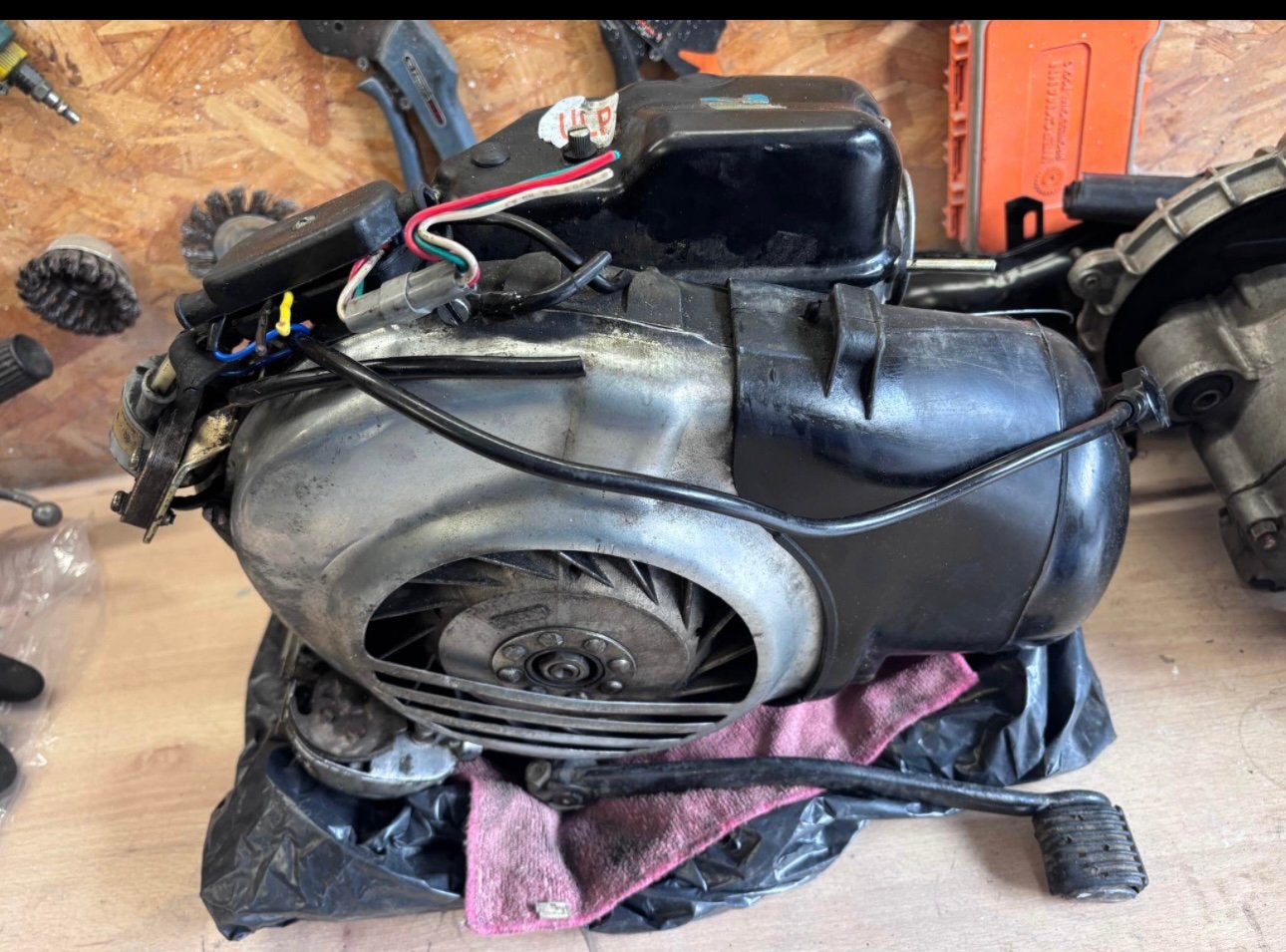 Vespa, Enlèvement, Utilisé