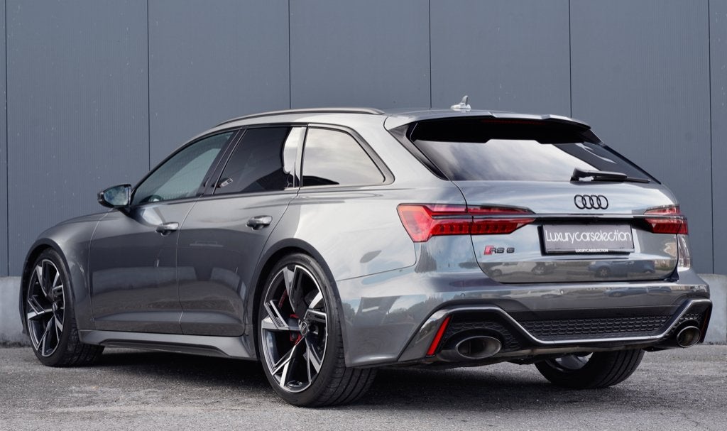 Audi RS6 4.0 V8 TFSI *CERAMIC/CARBON/RS DESIGN/PANO/B&O*, Autos, Cuir, Argent ou Gris, Achat, 3996 cm³