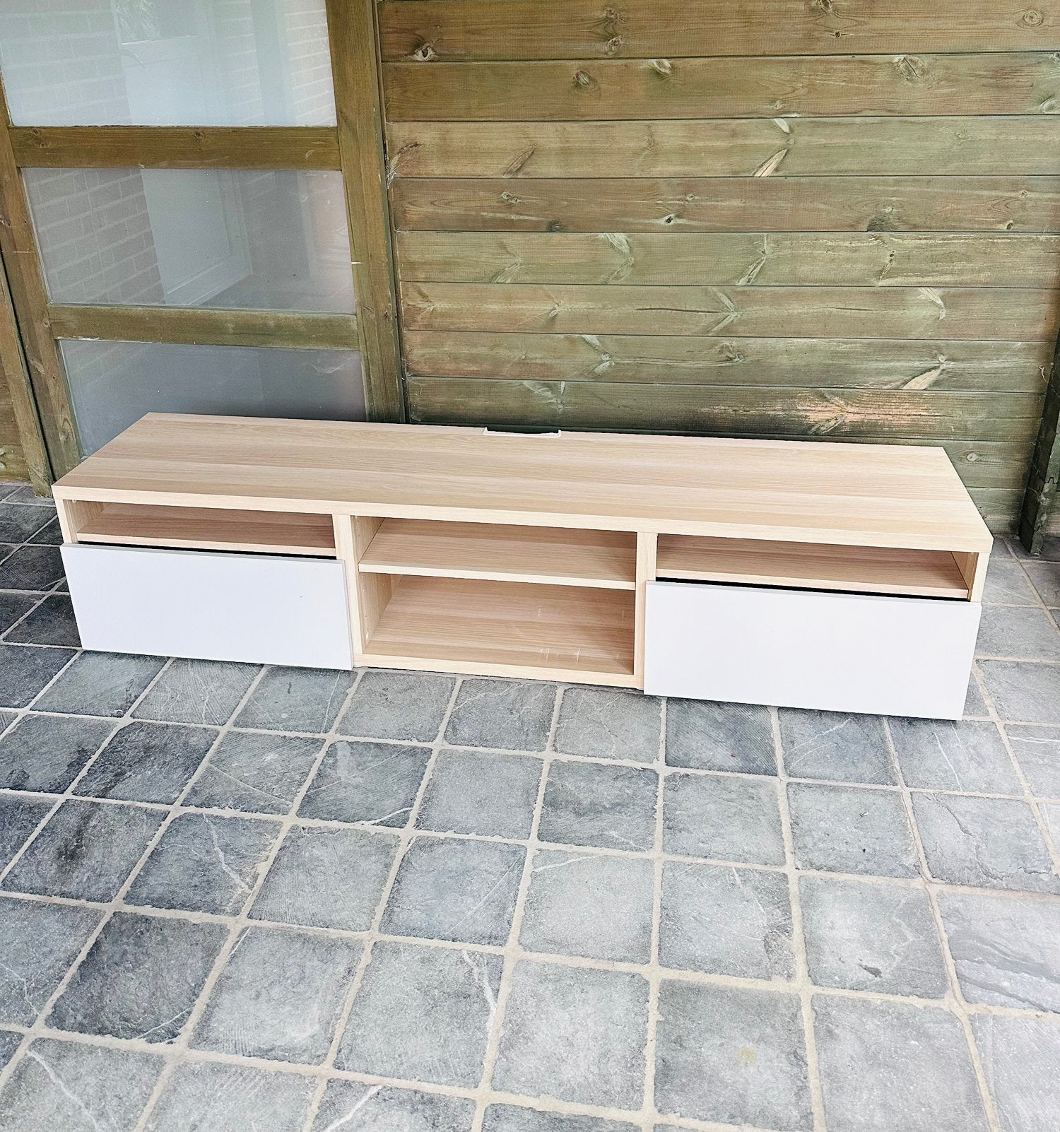 IKEA tv-meubel, Huis en Inrichting, Kasten |Televisiemeubels, Zo goed als nieuw, Minder dan 100 cm, 150 tot 200 cm, Ophalen