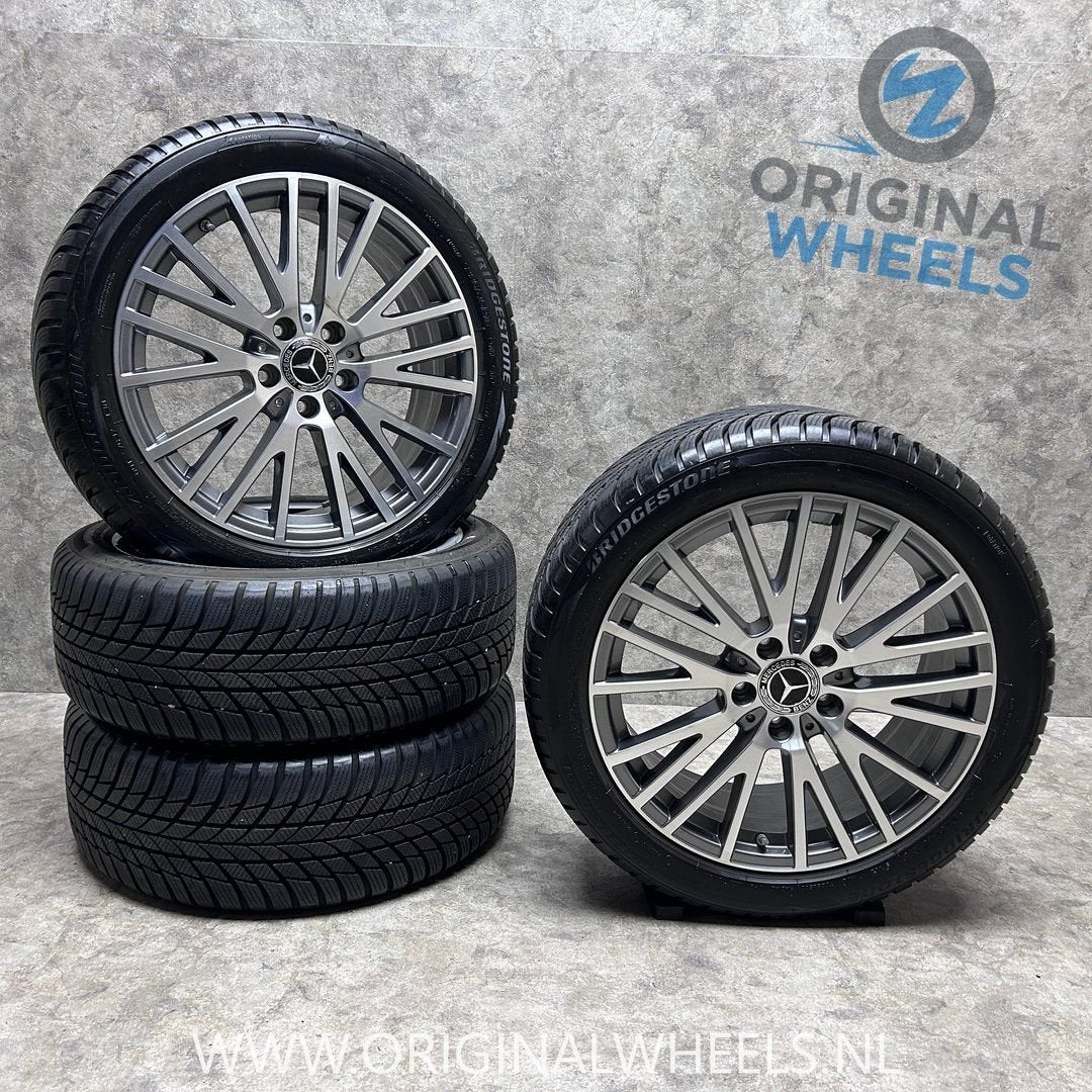 18 inch originele velgen + winterbanden MB A B klasse CLA, 18 inch, Gebruikt, -, -