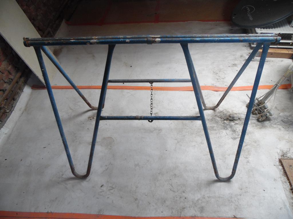 2 metalen schragen, Doe-het-zelf en Bouw, Ophalen, Gebruikt