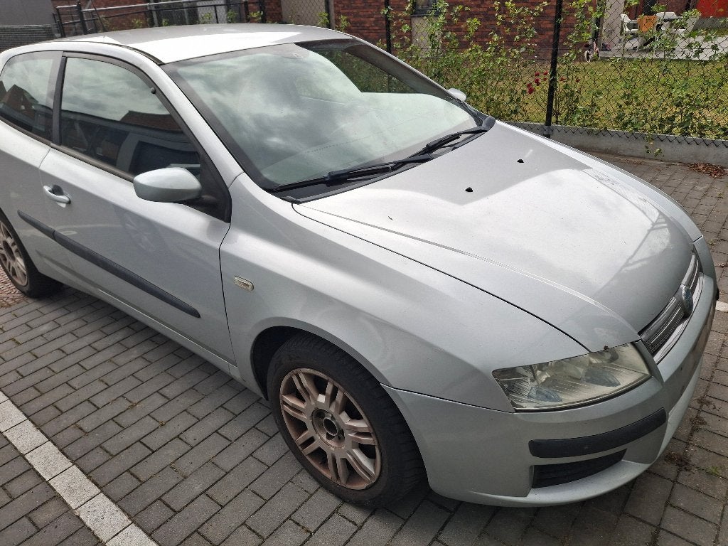 Fiat Stylo 2006, Auto's, Voorwielaandrijving, Stof, Grijs, Particulier