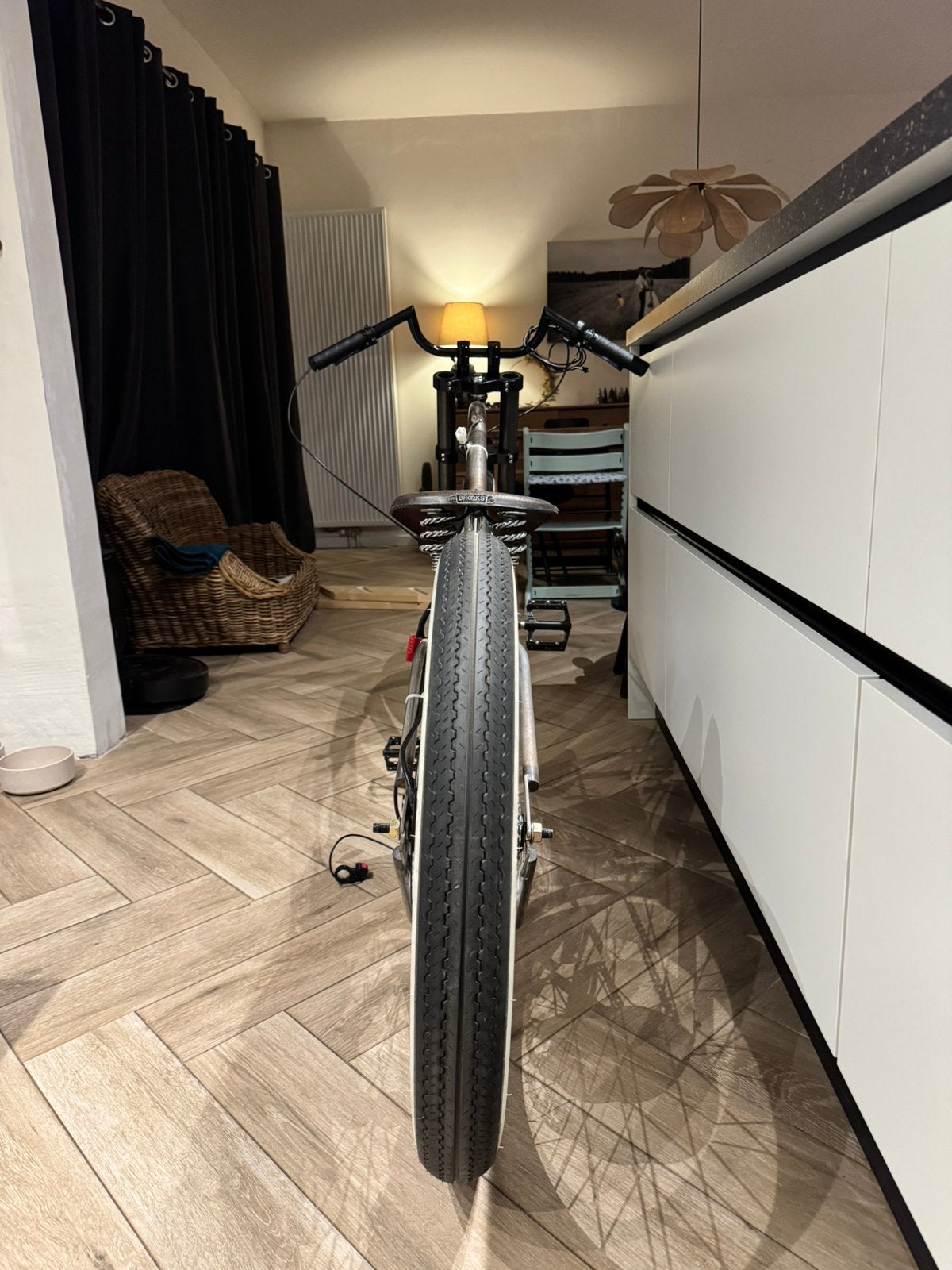 Custom lowrider/cuiser ebike bicycle, Fietsen en Brommers, Fietsen | Cruisers en Lowriders, Ophalen, Zo goed als nieuw, Cruiser