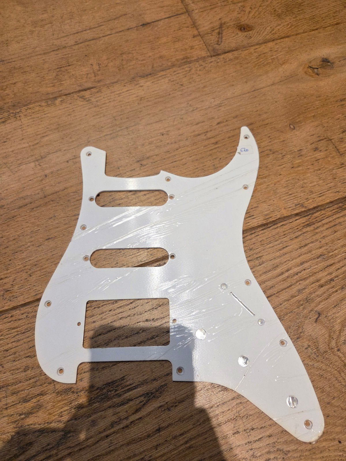 Stratocaster Slagplaat/ Pickguard  wit, Enlèvement ou Envoi, Comme neuf, Guitare électrique