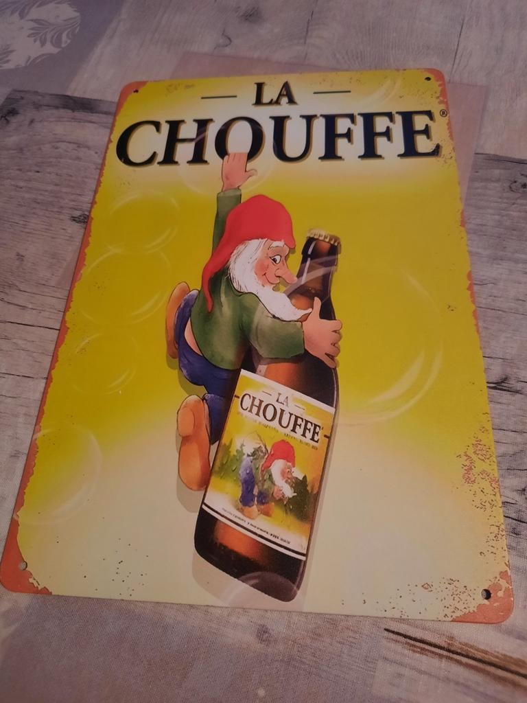 Panneau publicitaire La Chouffe, Enlèvement, Panneau publicitaire