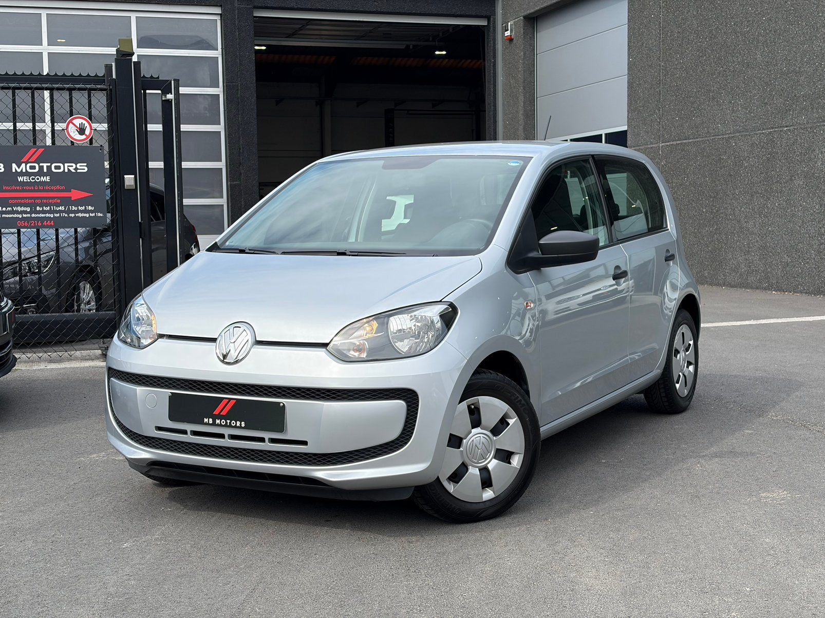Volkswagen Up! 1.0Benzine slechts 17.500km, Auto's, Voorwielaandrijving, Euro 5, Stof, Bedrijf