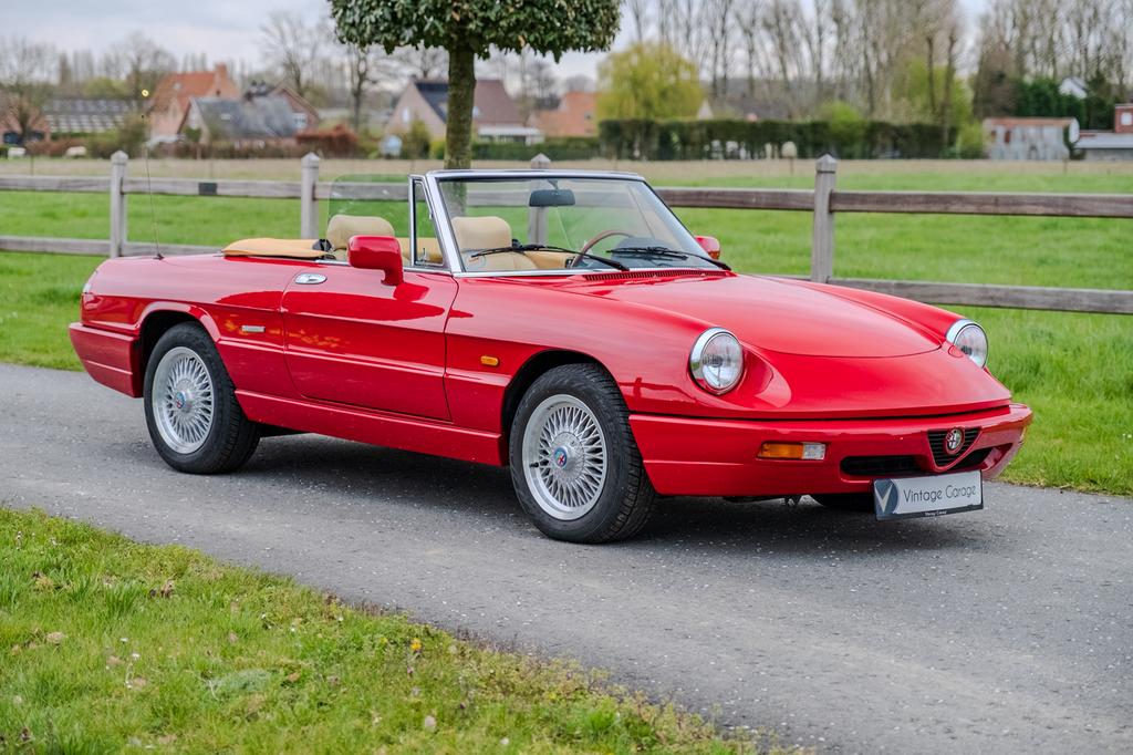Alfa Romeo Spider 1991 photo 3