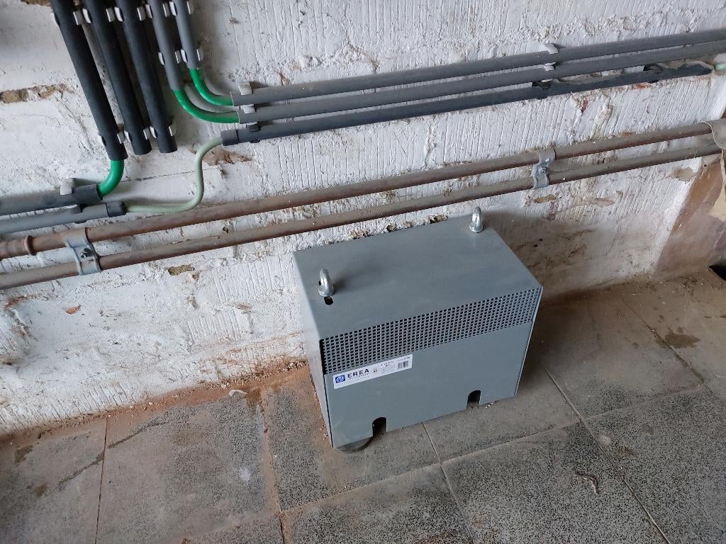 Omkeerbare transformator EREA 11kVA, Enlèvement, Comme neuf