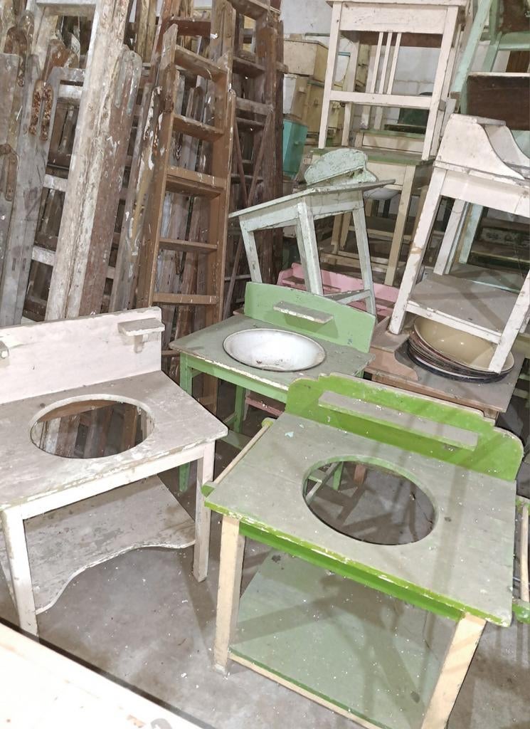 Tafel tafeltjes oude wastafeltjes decoratie, Antiek en Kunst, Ophalen