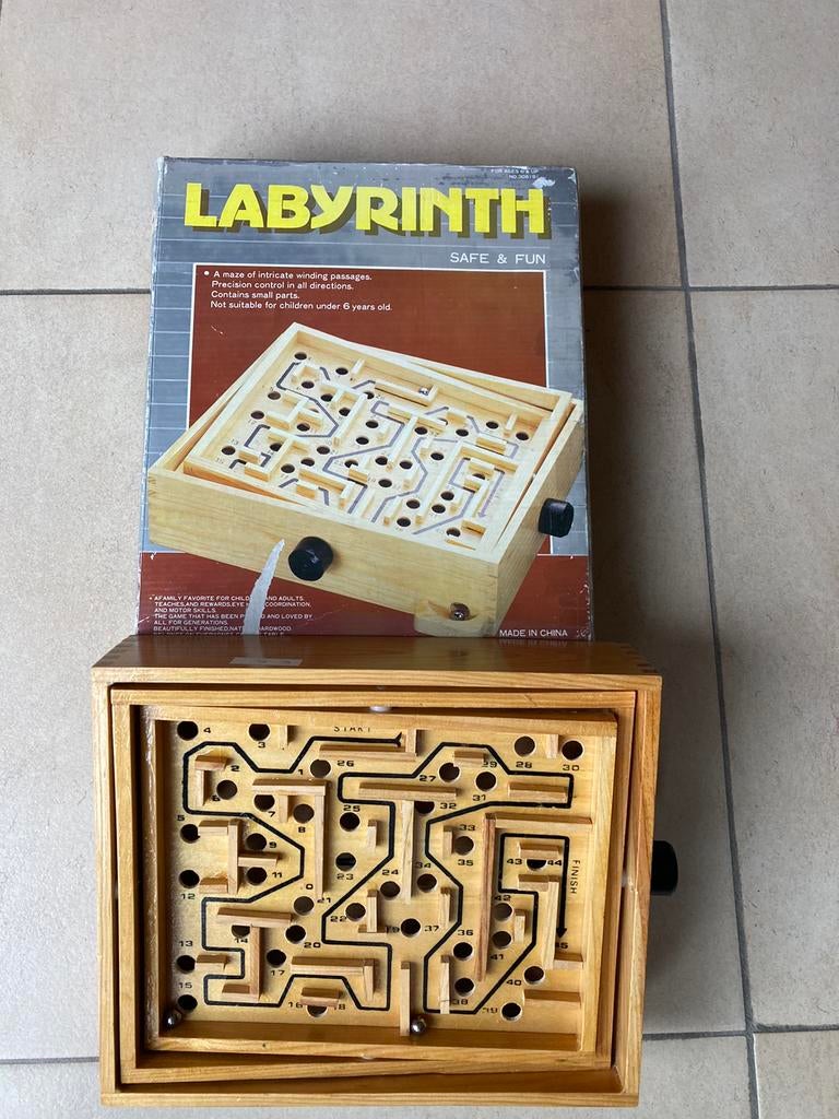 Houten Labyrint bordspel met metalen balletje, Hobby en Vrije tijd, Een of twee spelers, Ophalen, Gebruikt