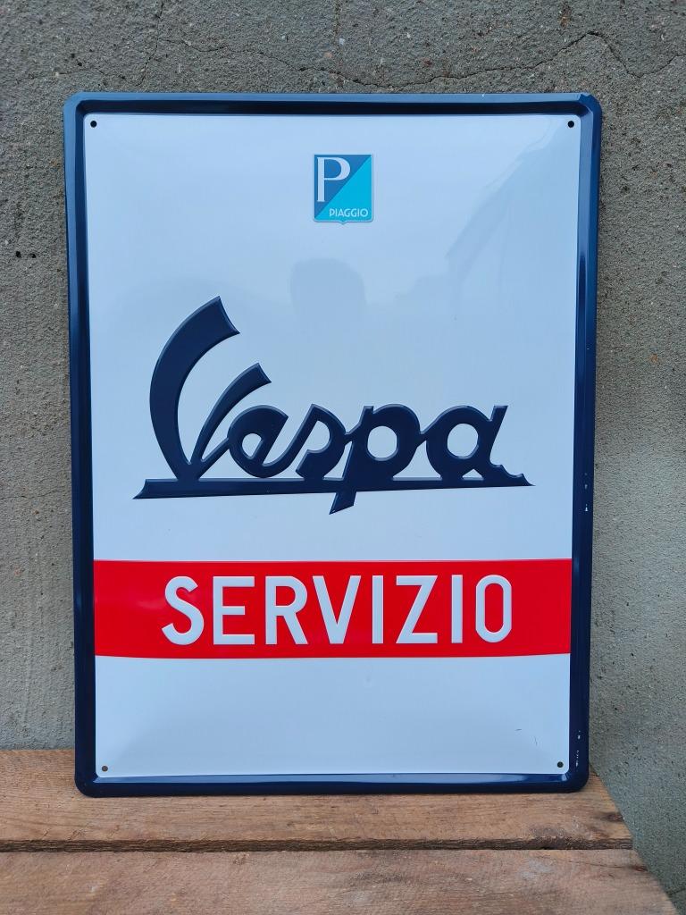 Vespa Piaggio metalen platen, klok & VW Beetle sleutelhanger, Ophalen of Verzenden, Nieuw, Motoren