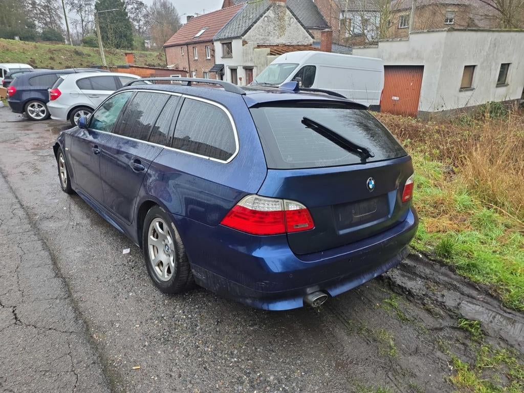 Bmw série 5 e60 e61 lci en pièces détachées uniquement, Enlèvement ou Envoi, BMW