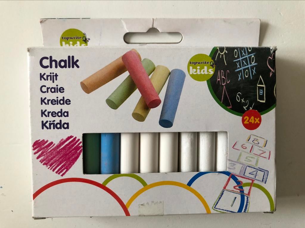 boîte avec 24 crayons, tableau noir, trottoir, Enlèvement ou Envoi, Comme neuf