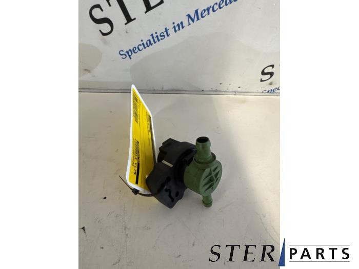 Soupape vide d'un Mercedes C-Klasse, Mercedes-Benz, 3 mois de garantie, Utilisé, Info@sterparts.nl
