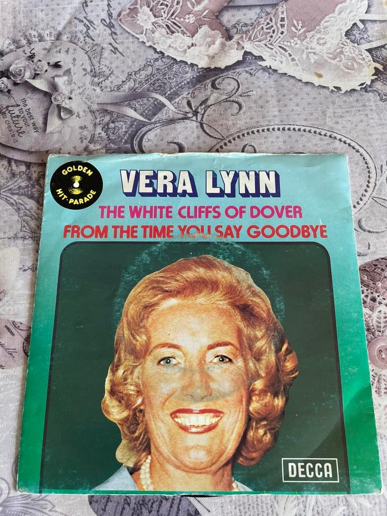 Vera lynn - the white cliffs of dover, Ophalen of Verzenden