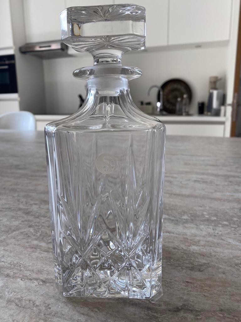 Carafe à vin en cristal, Enlèvement ou Envoi