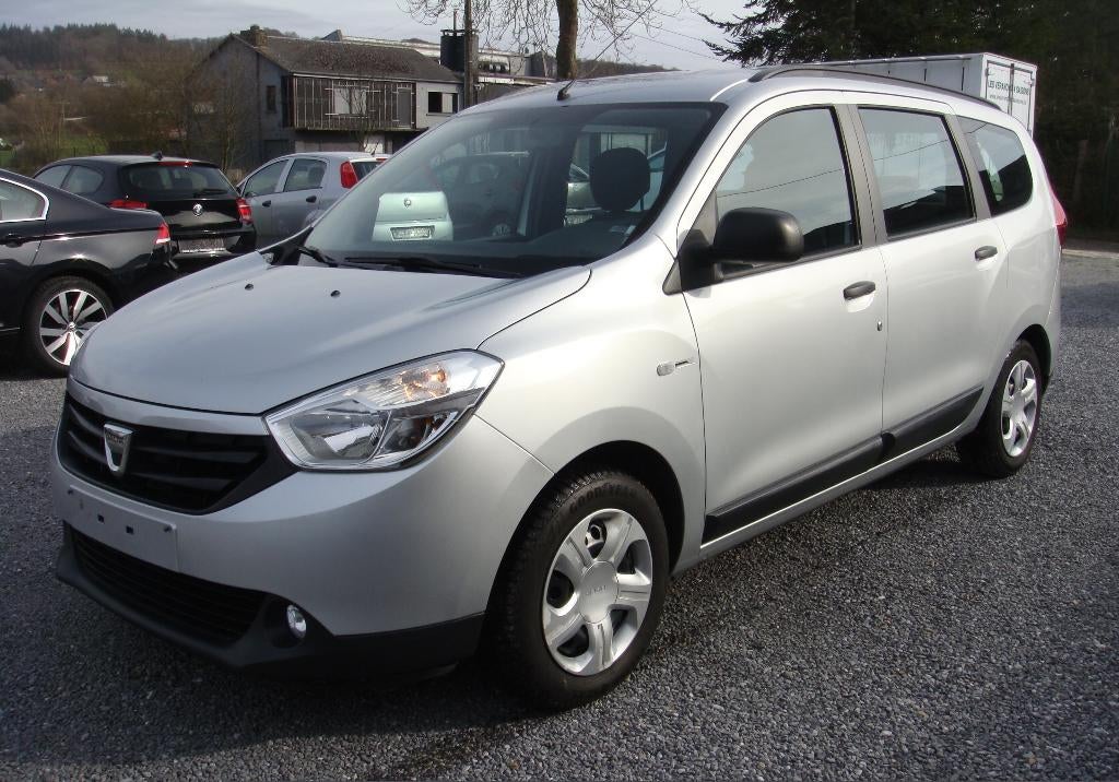 Dacia Lodgy 1.5 dci 90 c 12/2016 140.000 km - Très belle, Autos, Dacia, 90 kW, Argent ou Gris, Achat, Euro 6