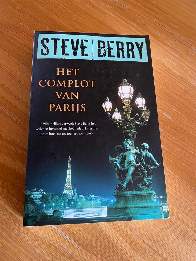 Steve Berry /  Het complot van Parijs, Ophalen of Verzenden, Zo goed als nieuw, Steve Berry