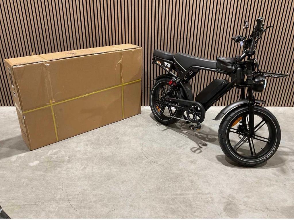 Fat Bike Ouxi V8 avc porte-bagages — 0 km —ÉTAT NEUF COMPLET, Enlèvement ou Envoi, Neuf, 50 km par batterie ou plus