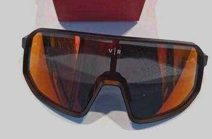 Lunettes Van Rysel édition triathlon XL de Gérardmer neuves, Enlèvement ou Envoi, Comme neuf, Lunettes